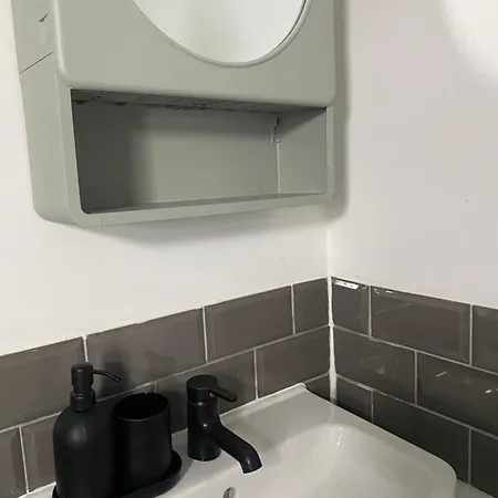 Modern In The Heart Of Town Apartman Cahersiveen